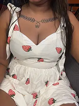 Hot Urvi online show from 07-30-26, 04:39