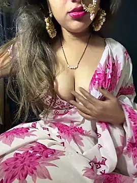 Snapshot of pikaindian chatting on 04-05-26, 10:01 pikaindian online show from 04-05-26, 10:01