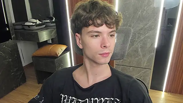 calvin love you online show from 06-09-26, 05:02