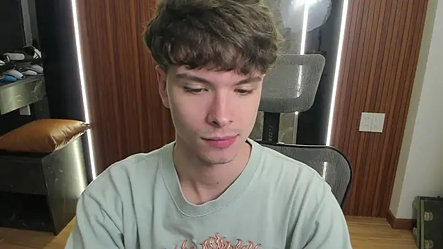 calvin love you online show from 07-21-26, 03:03