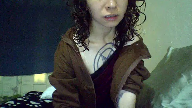 Snapshot of CELEna098rs707 chatting on 04-18-26, 10:32 CELEna098rs707 online show from 04-18-26, 10:32
