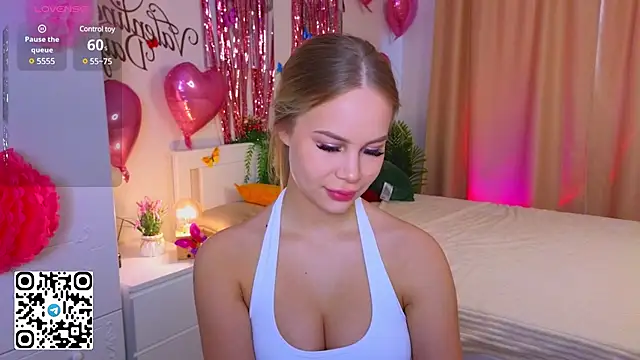 CassieMurr online show from 02-18-25, 02:05