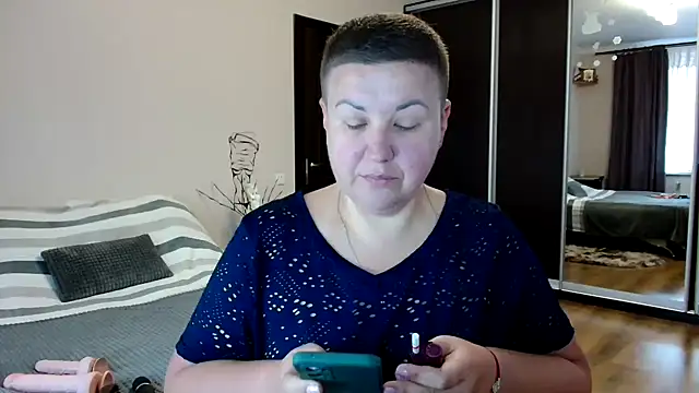 Annet1912 online show from 10-30-25, 08:49