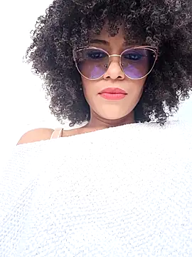 Snapshot of BlairSamy chatting on 03-11-25, 06:41 BlairSamy online show from 03-11-25, 06:41