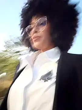 Snapshot of BlairSamy chatting on 03-12-25, 11:33 BlairSamy online show from 03-12-25, 11:33