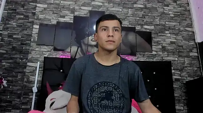 salvadorgomezx online show from 12-12-24, 10:42