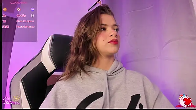 Snapshot of PaigeJayden chatting on 02-12-26, 02:50 PaigeJayden online show from 02-12-26, 02:50