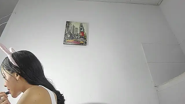 Sophie sweett19 online show from 12-18-24, 04:09