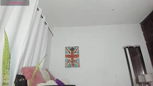 Sophie sweett19 online show from 10-16-25, 02:01