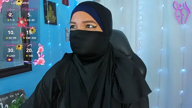 Snapshot of Falak-Yasin chatting on 05-06-26, 11:48 Falak-Yasin online show from 05-06-26, 11:48