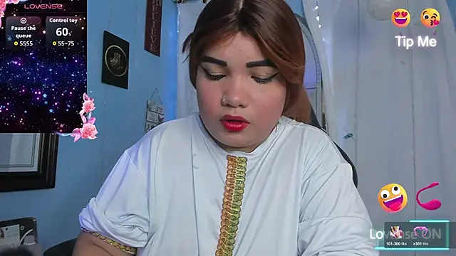 Snapshot of Falak-Yasin chatting on 06-27-26, 12:10 Falak-Yasin online show from 06-27-26, 12:10