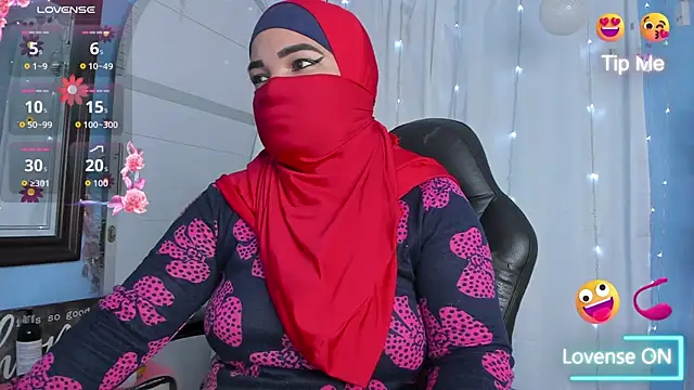 Snapshot of Falak-Yasin chatting on 07-06-26, 12:46 Falak-Yasin online show from 07-06-26, 12:46