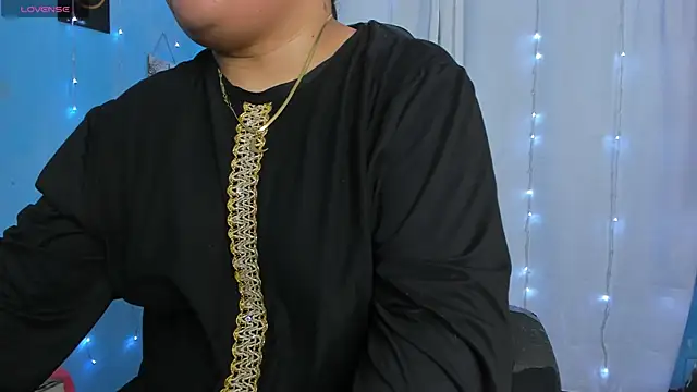 Snapshot of Falak-Yasin chatting on 07-23-26, 12:25 Falak-Yasin online show from 07-23-26, 12:25