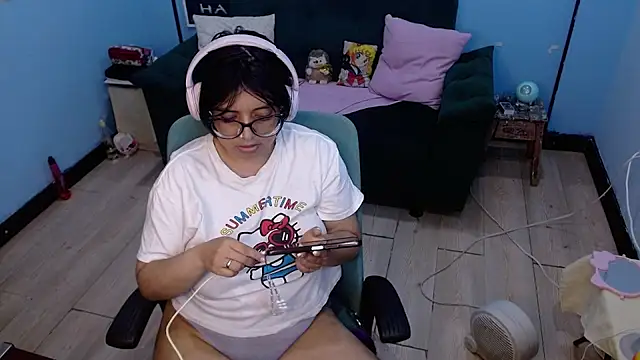 X CHERRY XX online show from 07-20-26, 01:20