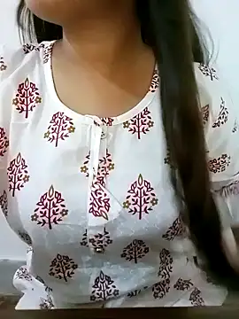 Arohi is Live online show from 03-16-25, 06:09