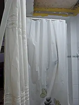 charlye inkkkk online show from 12-18-25, 07:53