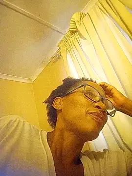 bustybillies online show from 11-14-25, 04:06