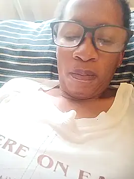 bustybillies online show from 12-15-25, 05:23