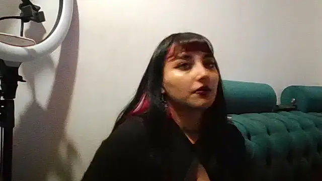 Snapshot of annibaby_88 chatting on 04-25-26, 02:14 annibaby 88 online show from 04-25-26, 02:14