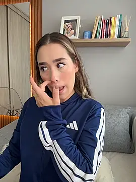 Snapshot of FridaKlein chatting on 02-03-26, 06:24 FridaKlein online show from 02-03-26, 06:24