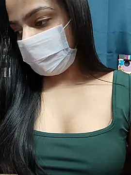 Snapshot of Myloveurvi chatting on 11-27-25, 10:28 Myloveurvi online show from 11-27-25, 10:28