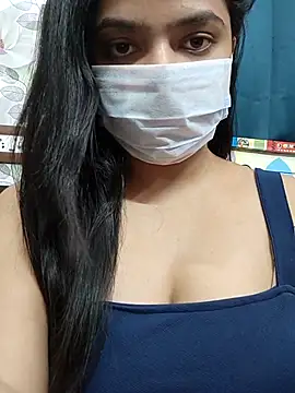 Myloveurvi online show from 06-25-26, 05:39