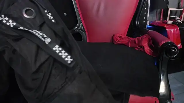 LusstCruella online show from 01-21-25, 06:23