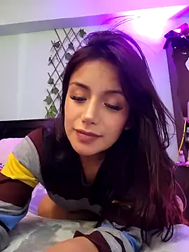 Snapshot of Lau1127 chatting on 10-09-25, 12:52 Lau1127 online show from 10-09-25, 12:52