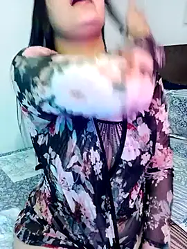 Snapshot of im_here- chatting on 09-17-25, 07:48 im here- online show from 09-17-25, 07:48