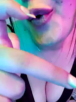 Snapshot of im_here- chatting on 09-19-25, 01:29 im here- online show from 09-19-25, 01:29