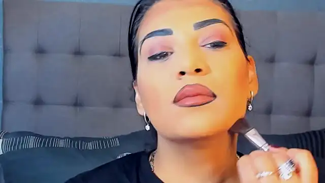 AmyCubes online show from 10-29-25, 04:59