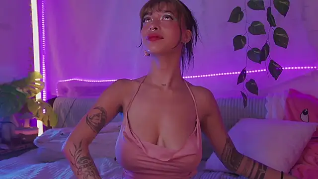 Kitty arts online show from 01-11-25, 01:59