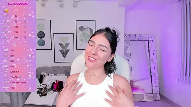 Snapshot of kendaall_jenner_ chatting on 01-20-25, 04:10 kendaall jenner  online show from 01-20-25, 04:10