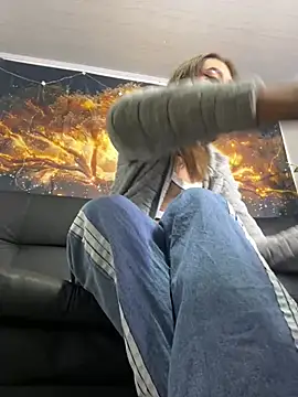 Nikol Rang   online show from 02-24-25, 04:05