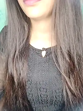 Sreya213 online show from 10-17-25, 04:37