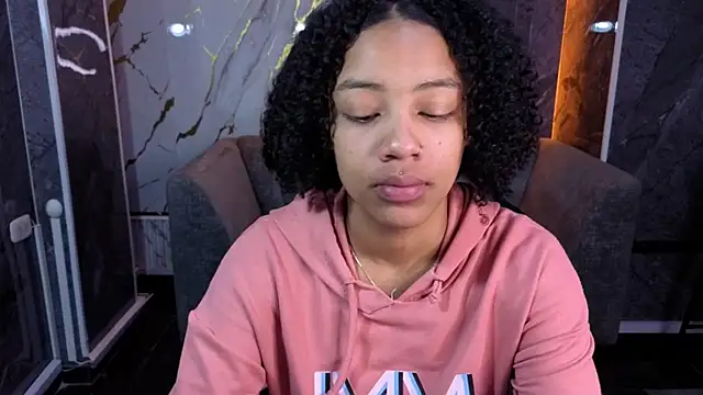 Violeth b online show from 10-28-25, 12:52