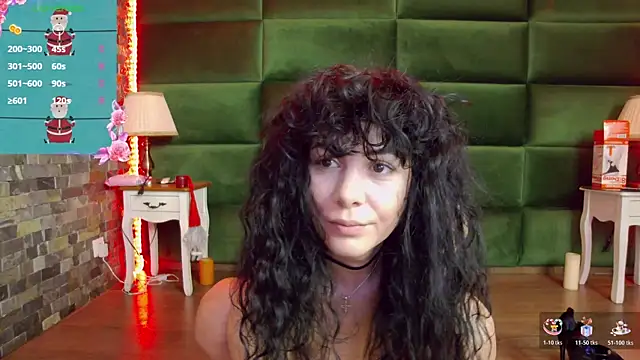 Snapshot of SelenSummer chatting on 12-13-25, 08:25 SelenSummer online show from 12-13-25, 08:25