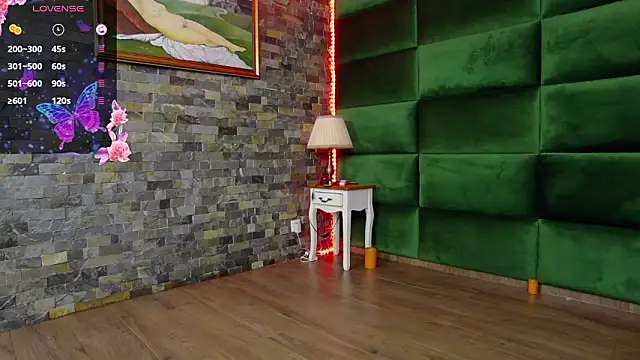 Snapshot of SelenSummer chatting on 01-31-26, 08:07 SelenSummer online show from 01-31-26, 08:07