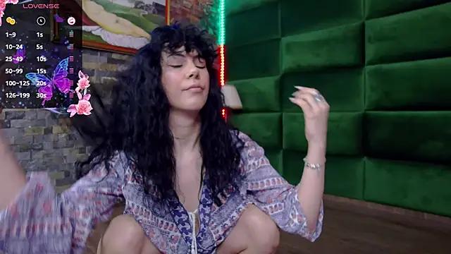 Snapshot of SelenSummer chatting on 02-22-26, 07:56 SelenSummer online show from 02-22-26, 07:56