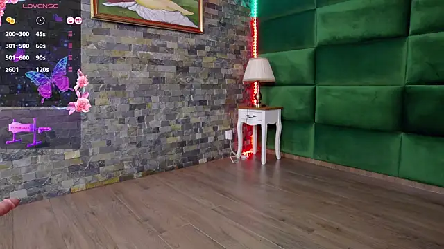 Snapshot of SelenSummer chatting on 02-26-26, 08:08 SelenSummer online show from 02-26-26, 08:08