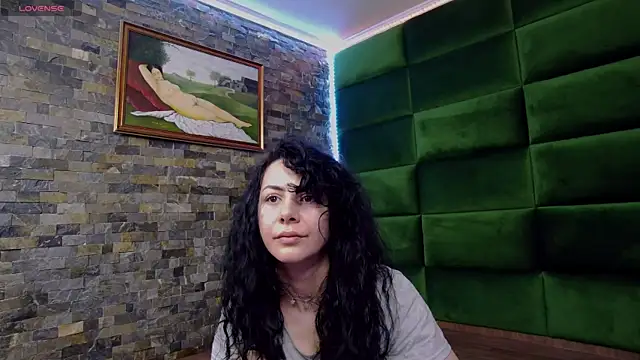 Snapshot of SelenSummer chatting on 04-14-26, 03:56 SelenSummer online show from 04-14-26, 03:56