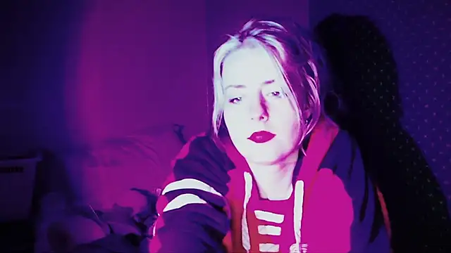 Snapshot of SkarlettRose96 chatting on 11-30-25, 10:08 SkarlettRose96 online show from 11-30-25, 10:08