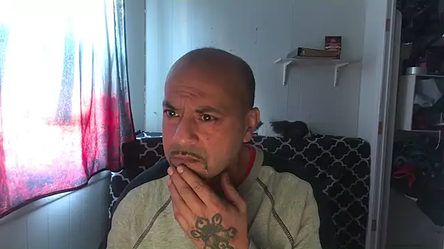 Snapshot of RickStone51 chatting on 12-12-24, 02:55 RickStone51 online show from 12-12-24, 02:55