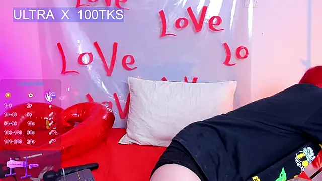 sofia218 online show from 02-18-25, 11:08