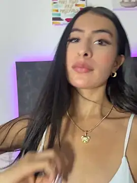 IssabellaLopez online show from 06-10-26, 05:01