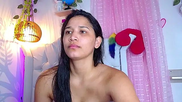 Alison Wiley online show from 06-27-26, 04:06