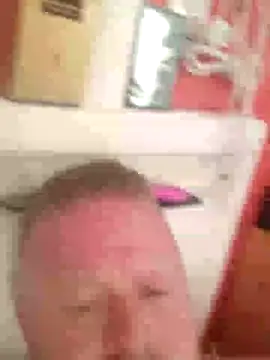 Snapshot of swingr chatting on 01-24-25, 09:06 swingr online show from 01-24-25, 09:06