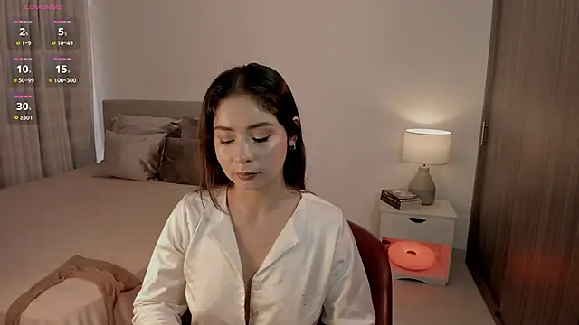 Alessiasantos  online show from 04-07-26, 11:54