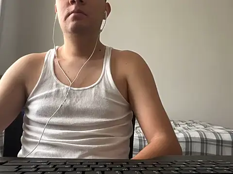Snapshot of CarlosR4m chatting on 06-05-26, 01:06 CarlosR4m online show from 06-05-26, 01:06