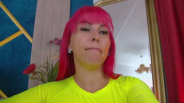 Snapshot of Foxxxy_MILF chatting on 09-09-25, 04:23 Foxxxy MILF online show from 09-09-25, 04:23